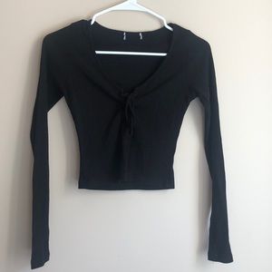 Long sleeve black crop top